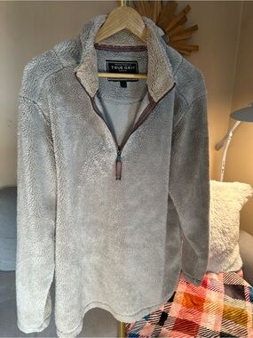 True Grit Men's Light Gray Teddy Sherpa Quarter-Zip Pullover